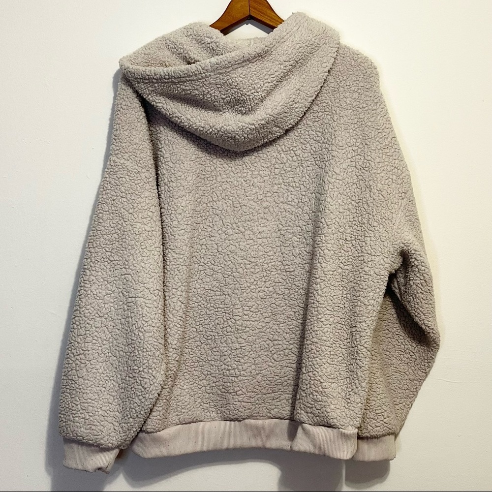 American Eagle Cream Sherpa Hoodie Womens Size XL - Picture 9 of 11